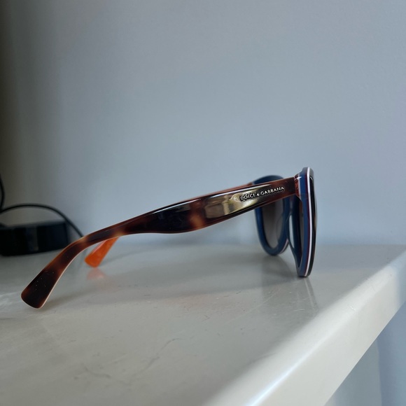 Dolce & Gabbana Sunglasses - Picture 4 of 8